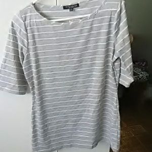 🌻Grey and white striped top, brand new with tags